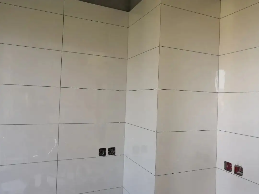 墙砖烂掉一个角怎么修复(墙砖烂掉一个角怎么修复呢)